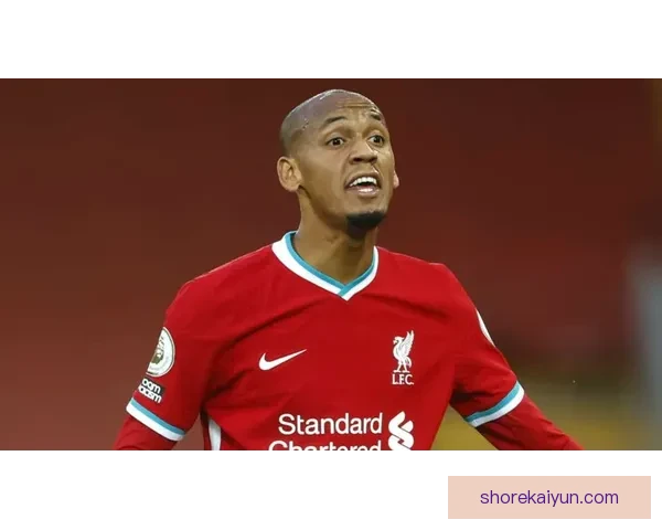 法比尼奥在新赛季表现稳健，持续提升球队中场控制力与防守稳定性